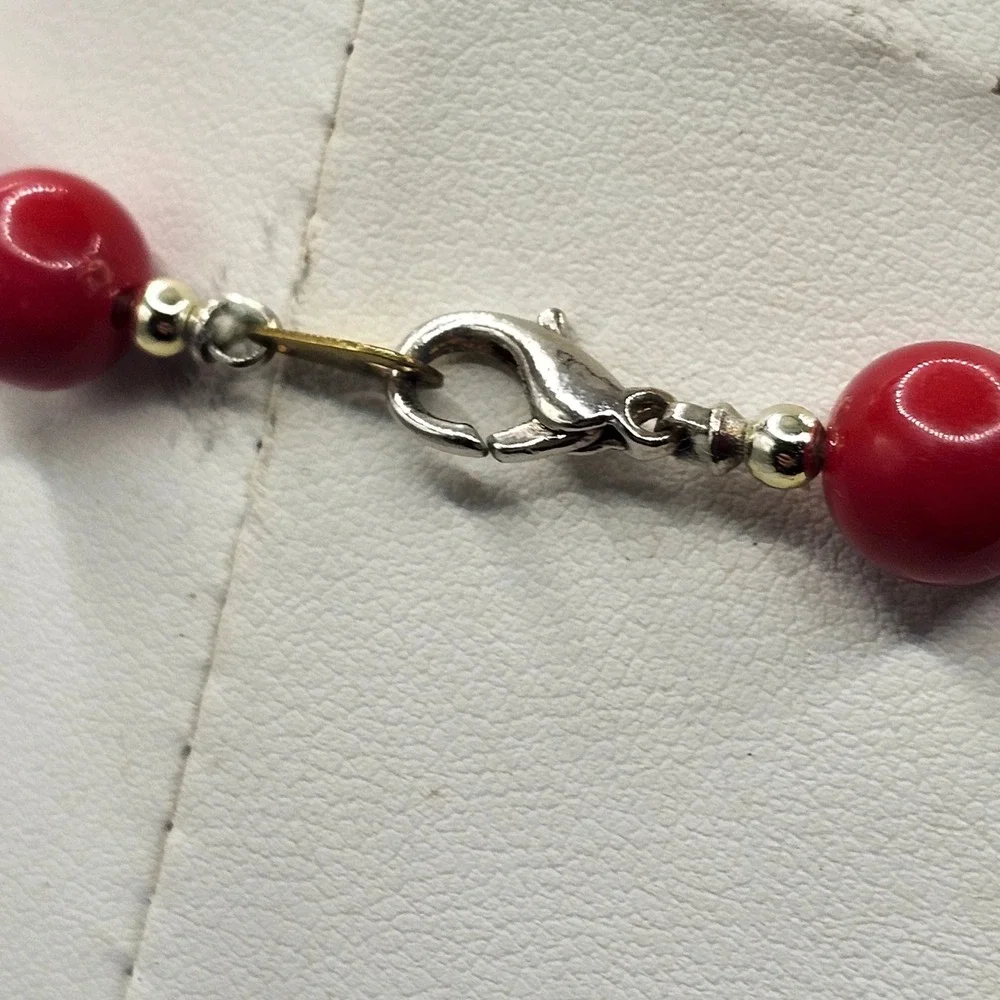 Vintage Red Round Bead Necklace Gold Tone Spacer‎ Accents Lobster Claw Clasp